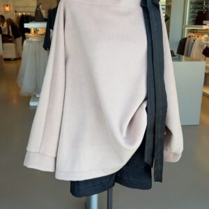 Courmayeur camel poncho